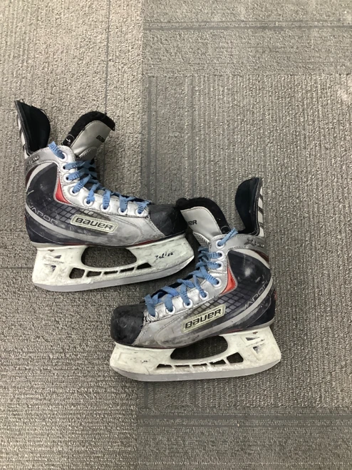 Vist Large View of Product Image Which is Used Bauer X20 Junior Hockey Skate Junior 01