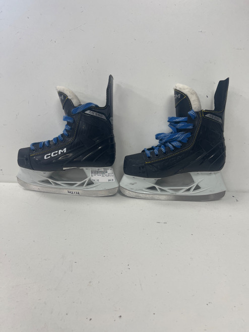 Vist Large View of Product Image Which is Used CCM TACKS AS 550 Junior Hockey Skate Junior 02