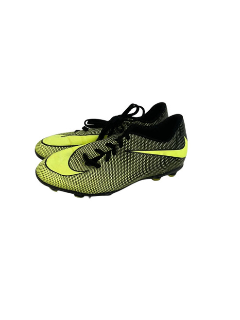 Vist Large View of Product Image Which is Used Nike Tiempo Jr 5.5 Soccer Cleats