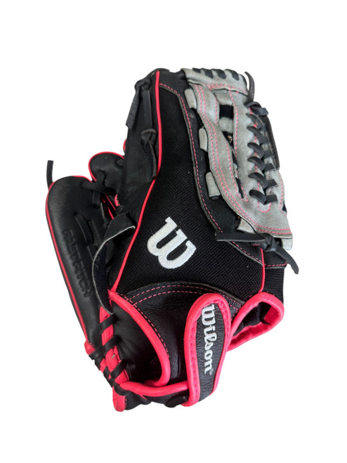 Vist Large View of Product Image Which is Used Wilson FLASH LH Throw Fastpitch Gloves Black 11 1/2"
