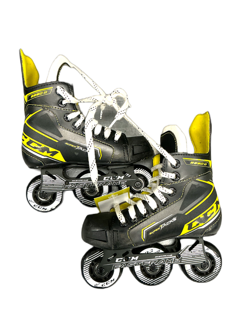 Vist Large View of Product Image Which is Used CCM 9350 Roller Hockey Skates Black Youth 13.0