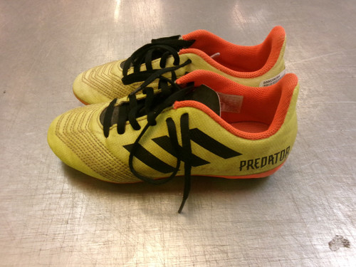 Vist Large View of Product Image Which is Used Adidas Soccer Cleats Yellow Junior 02