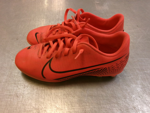 Vist Large View of Product Image Which is Used Nike Soccer Cleats Orange Junior 03