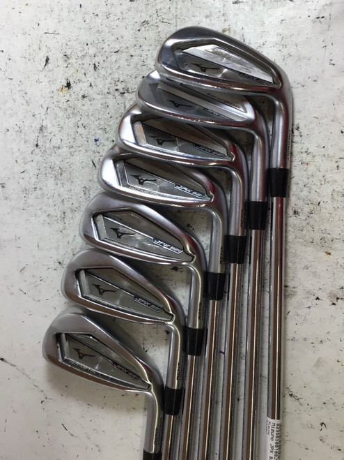 Vist Large View of Product Image Which is Used Mizuno JPX 921 Mens Iron Set RH 5I-GW/AW