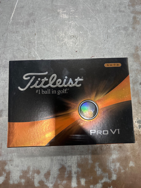 Vist Large View of Product Image Which is Used Titleist PRO V1 12 Pack - Golf Balls