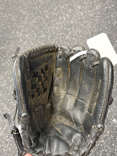 Vist Large View of Product Image Which is Used Adidas TS1000DC BB/SB Glove RH Throw Black 10"