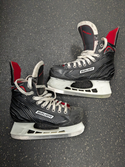 Vist Large View of Product Image Which is Used Bauer X250 Junior Hockey Skate Junior 04