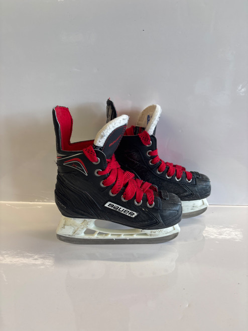 Vist Large View of Product Image Which is Used Bauer VAPOR X250 Youth Hockey Skate Youth 12.0