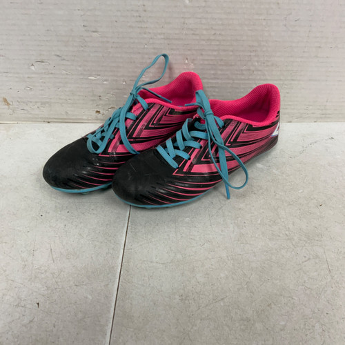Vist Large View of Product Image Which is Used Mitre Soccer Cleats Pink Junior 02