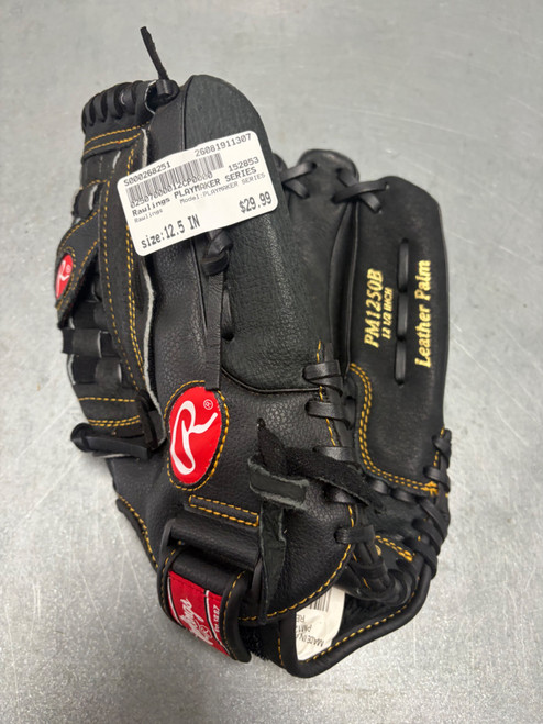 Vist Large View of Product Image Which is Used Rawlings PLAYMAKER SERIES BB/SB Glove RH Throw None 12 1/2"