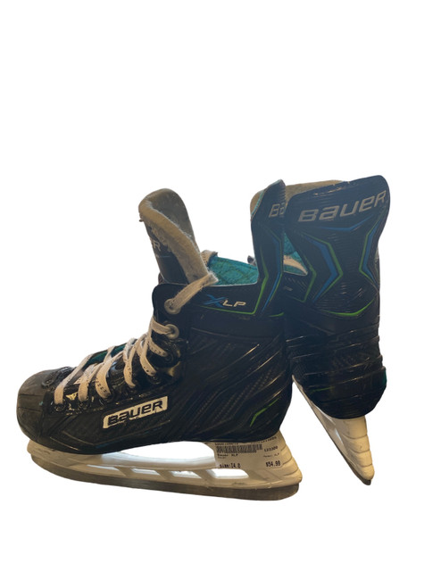 Vist Large View of Product Image Which is Used Bauer XLP Intermediate Hockey Skate Intermediate 4.0