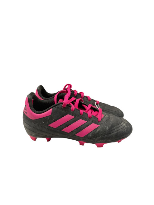 Vist Large View of Product Image Which is Used Adidas Soccer Cleats Black And Pink Junior 01