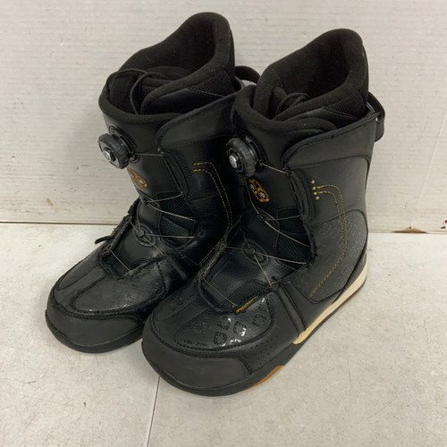 Vist Large View of Product Image Which is Used Morrow Mens Snowboard Boots Black Senior 9