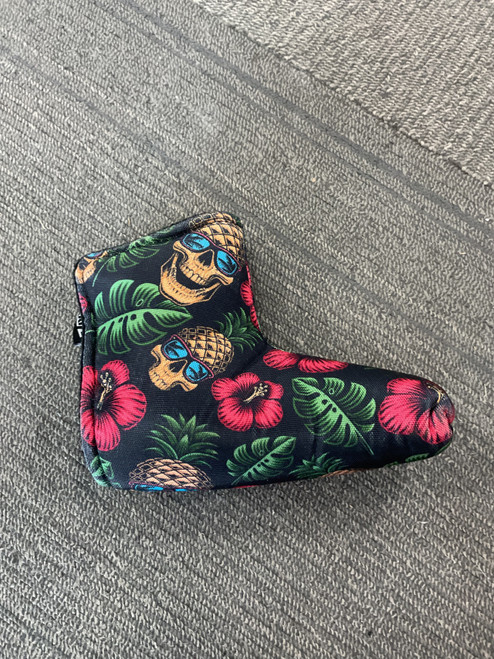 Vist Large View of Product Image Which is Used VIXYN PUTTER HEAD COVER PINEAPPLE Golf Accessory