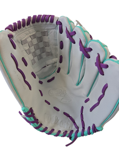 Vist Large View of Product Image Which is Used Wilson A500 SIREN BB/SB Glove RH Throw None 12"