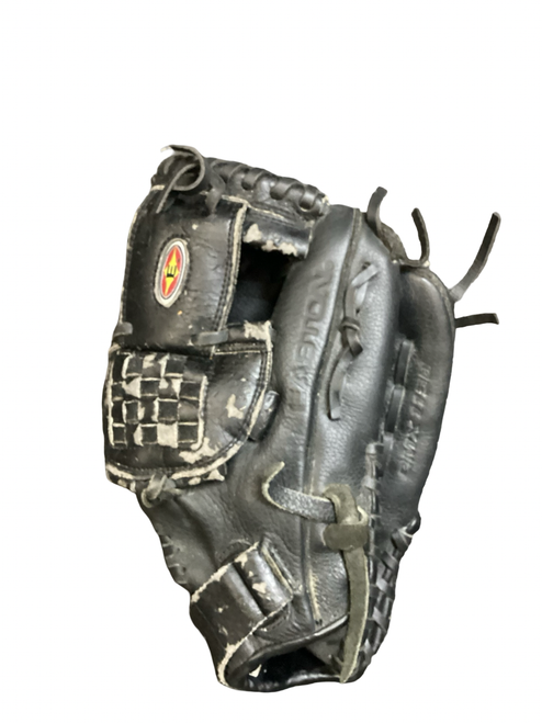 Vist Large View of Product Image Which is Used Easton BLACK MAGIC BB/SB Glove RH Throw Black 11 1/2"