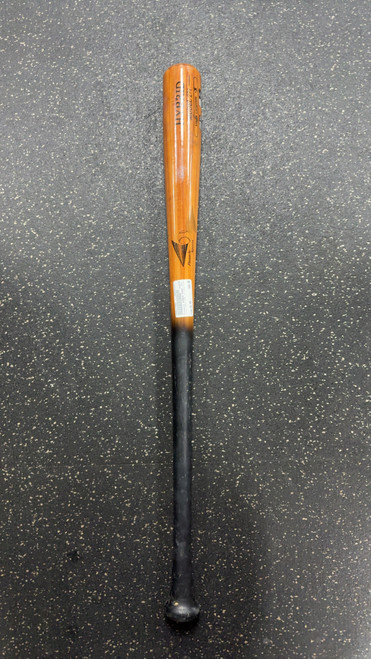 Vist Large View of Product Image Which is Used Pinnacle HYRBID MODEL 271 MAPLE COMPOSITE BB/SB Wood Bat 33"