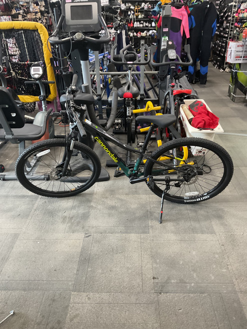 Vist Large View of Product Image Which is Used Cannondale TRAIL EIGHT Mountain Bike Womens Black 33-37cm - 13-14" - XS Frame