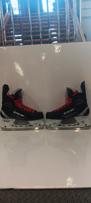 Vist Large View of Product Image Which is Used CCM RIBCORE 74K Intermediate Hockey Skate Intermediate 4.5