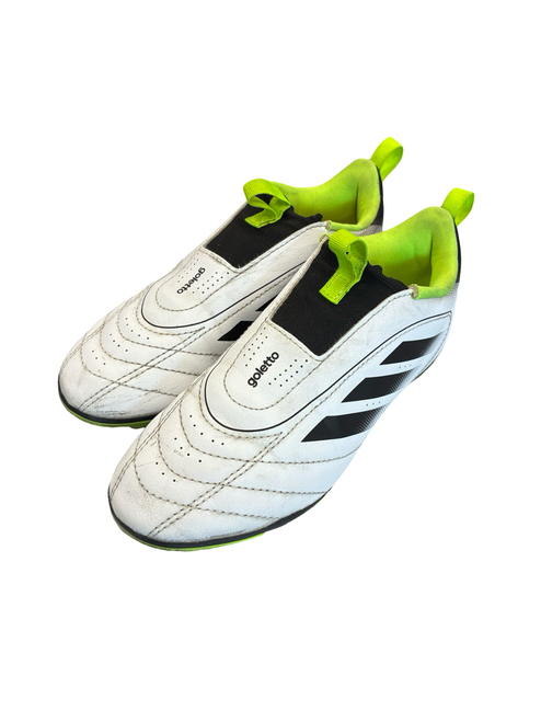 Vist Large View of Product Image Which is Used Adidas Soccer Cleats White Junior 01.5