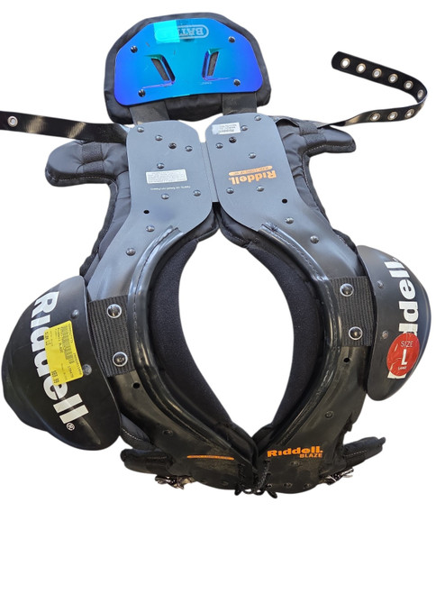 Vist Large View of Product Image Which is Used Riddell BLAZE FB Shoulder Pads Black LG