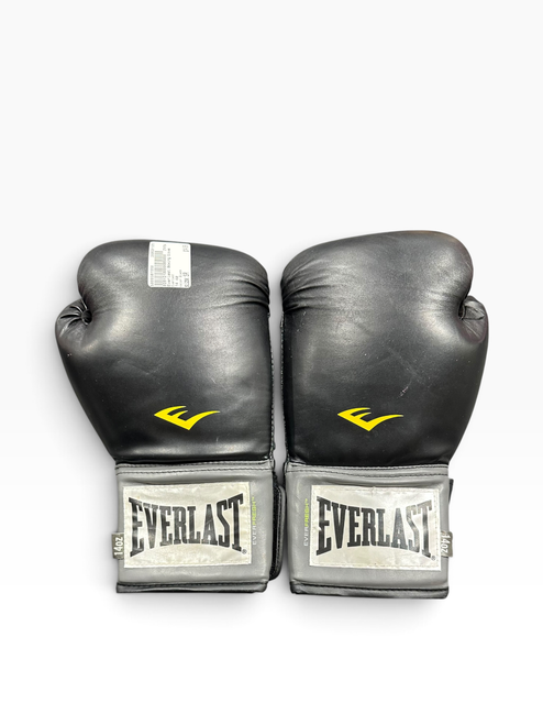 Vist Large View of Product Image Which is Used Everlast Boxing Gloves Black Senior