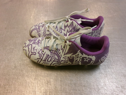Vist Large View of Product Image Which is Used Puma Soccer Cleats Purple Junior 03