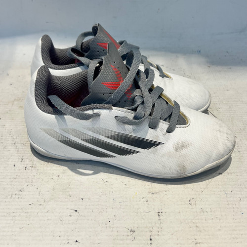 Vist Large View of Product Image Which is Used Adidas Soccer Indoor Shoes White Youth 11.0