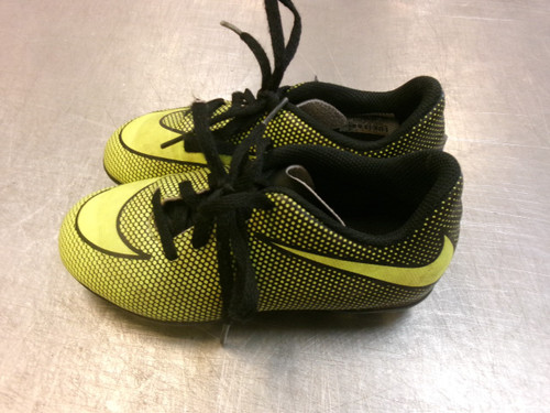 Vist Large View of Product Image Which is Used Nike Soccer Cleats Yellow Youth 11.0