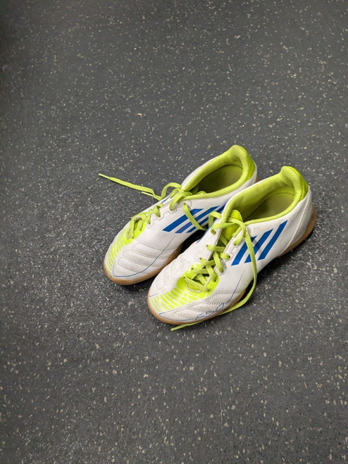 Vist Large View of Product Image Which is Used Adidas F50 Soccer Indoor Shoes White Junior 02