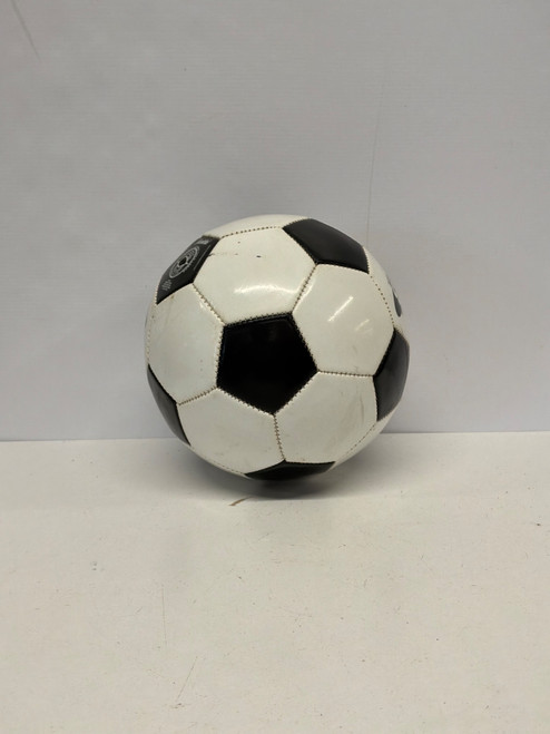 Vist Large View of Product Image Which is Used Franklin ALL WEATHER PLAY All Size Soccer Ball White 3