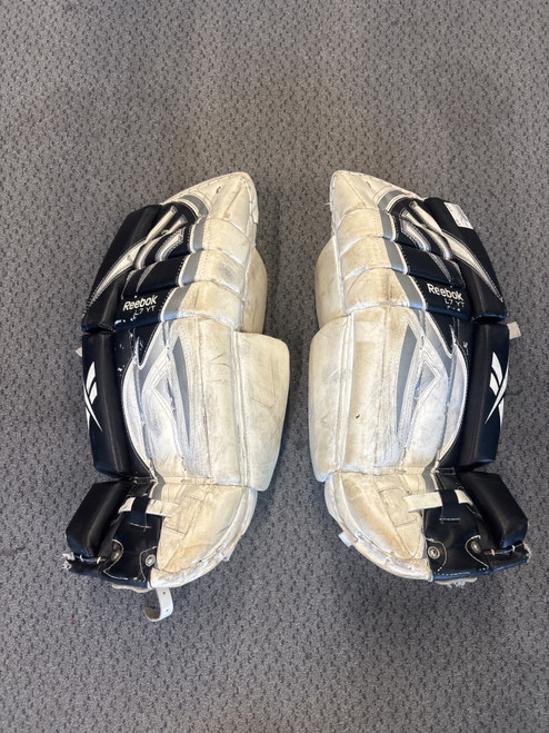Vist Large View of Product Image Which is Used CCM L7 YT Goalie Leg Pads Youth None 23"