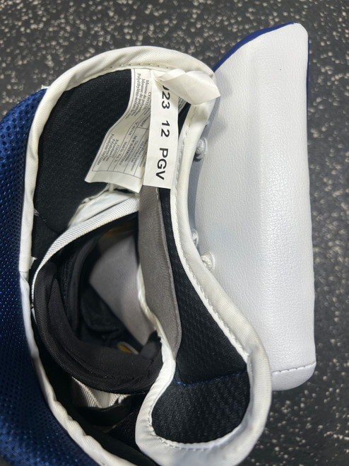 Vist Large View of Product Image Which is Used Vaughn SLR4 Senior Goalie Catcher White