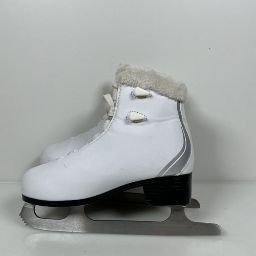 Vist Large View of Product Image Which is Used FUTURE STARS FIGURE SKATE Girls Softboot Skate White Junior 03