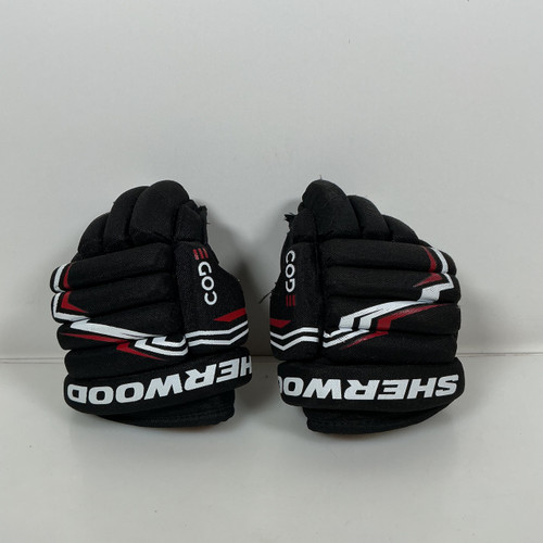 Vist Large View of Product Image Which is Used Sher-wood CODE Gloves Yth 8"