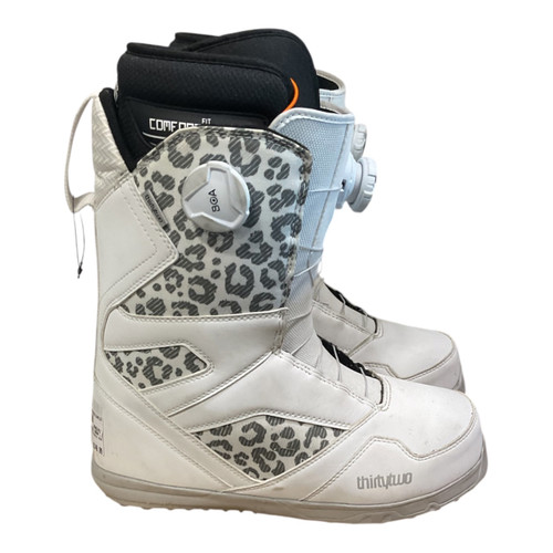 Vist Large View of Product Image Which is Used ThirtyTwo STW DOUBLE BOA Womens Snowboard Boots White Senior 10