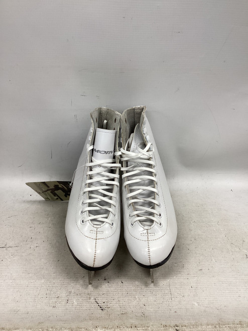 Vist Large View of Product Image Which is Used MOTIV WomensFigure Skate White Senior 6
