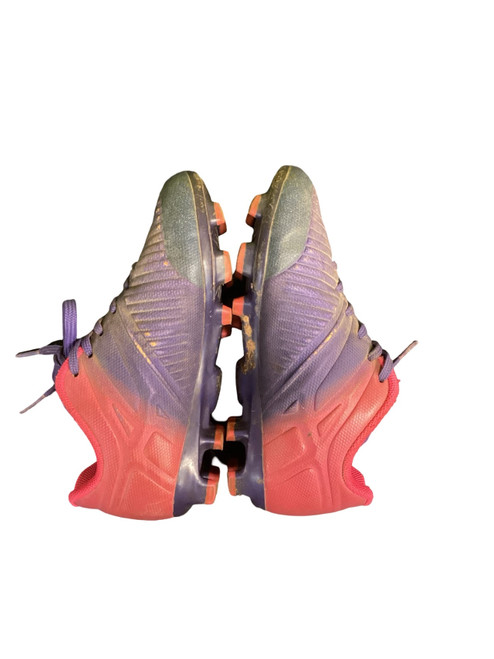 Vist Large View of Product Image Which is Used Leoci Soccer Cleats Neon Pink And Navy Blue Youth 11.5