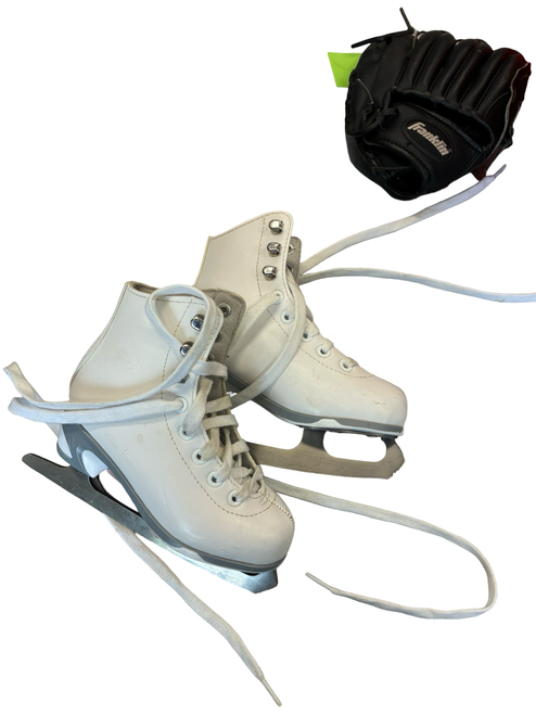 Vist Large View of Product Image Which is Used ICE SKATE 10 Girls Figure Skate White Youth 10.0