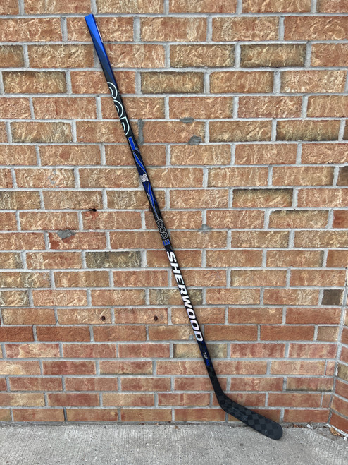 Vist Large View of Product Image Which is Used Sher-wood CODE TMP PRO QUINTON BYFIELD PRO STOCK Senior One Piece Left Grip 83 Flex