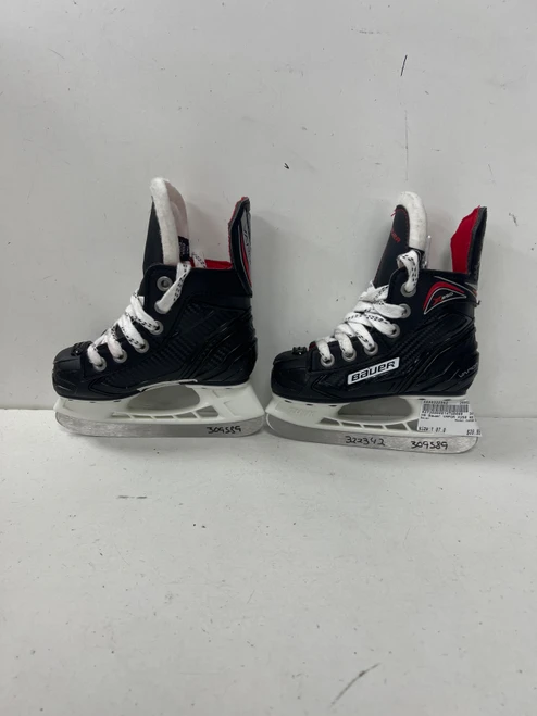 Vist Large View of Product Image Which is Used Bauer VAPOR X250 Youth Hockey Skate Youth 07.0