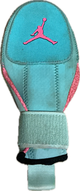 Vist Large View of Product Image Which is Used Jordan SLIDING MITT Field Equipment