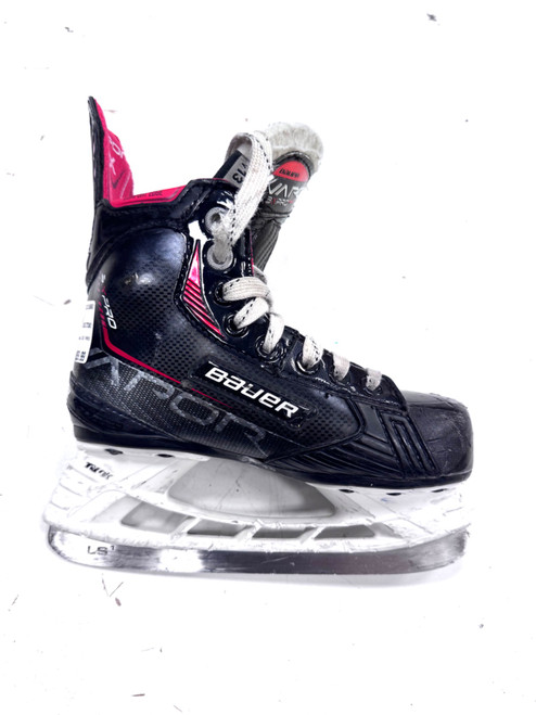 Vist Large View of Product Image Which is Used Bauer 3X Youth Hockey Skate Youth 12.5