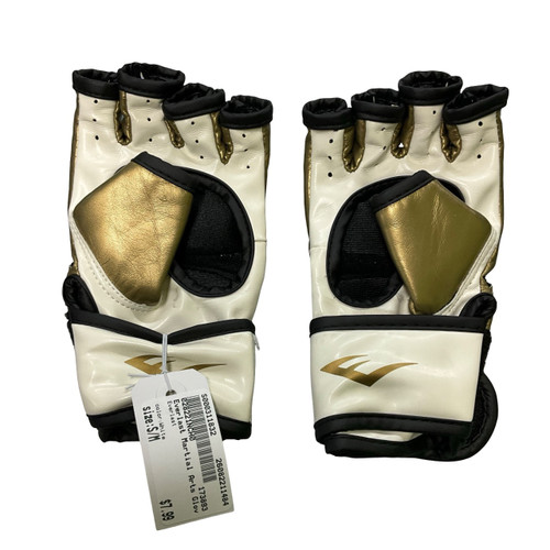 Vist Large View of Product Image Which is Used Everlast Martial Arts Gloves White S/M