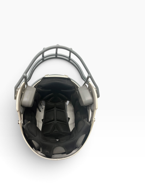 Vist Large View of Product Image Which is Used Riddell SPEED YOUTH FB Helmet White XL