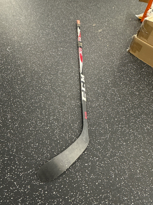 Vist Large View of Product Image Which is Used CCM JETSPEED Junior One Piece Left 40 Flex