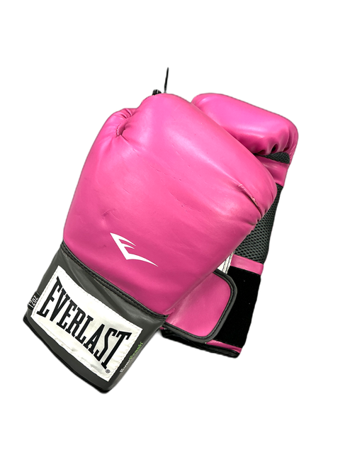 Vist Large View of Product Image Which is Used Everlast Boxing Gloves Pink LG