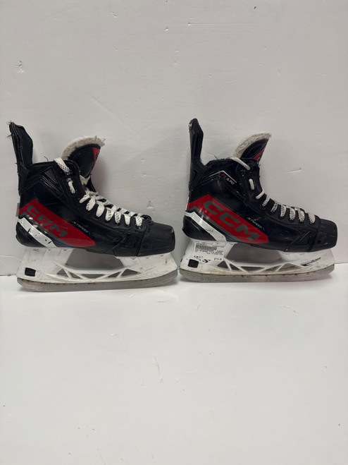 Vist Large View of Product Image Which is Used CCM JETSPEED FT670 Senior Hockey Skate Senior 7