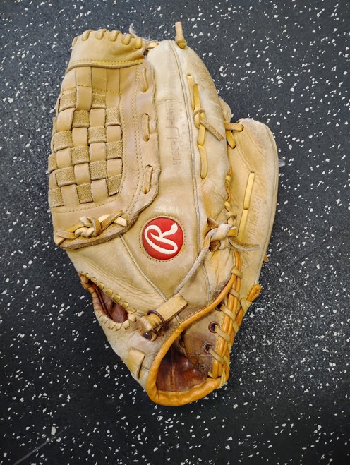 Vist Large View of Product Image Which is Used Rawlings RSG1 BB/SB Glove RH Throw Tan 13 1/2"