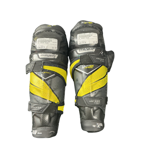 Vist Large View of Product Image Which is Used Bauer 10 BAUER SHIN Youth Shin Guards Black 10"
